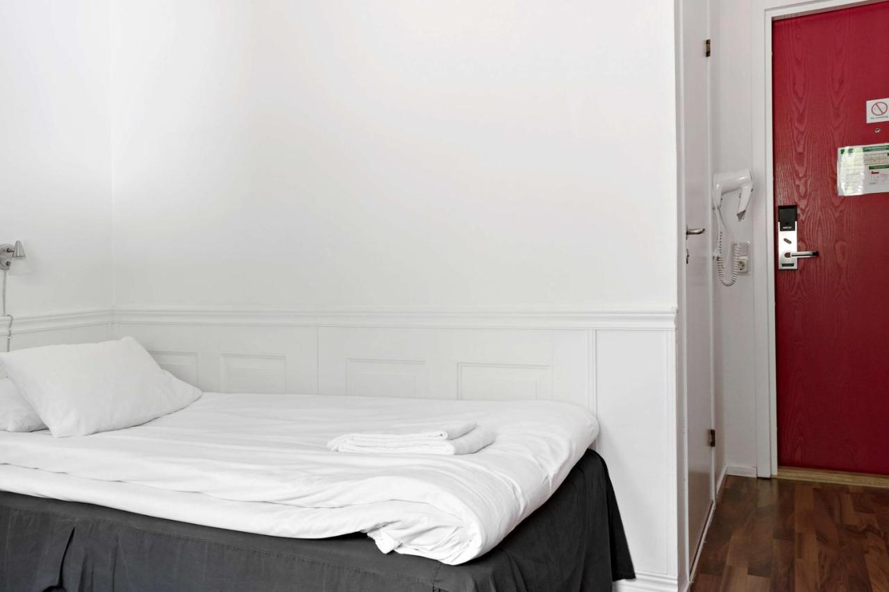 Sure Hotel By Best Western Vilsta Sporthotell Eskilstuna Ngoại thất bức ảnh