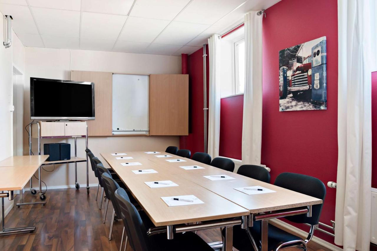 Sure Hotel By Best Western Vilsta Sporthotell Eskilstuna Ngoại thất bức ảnh