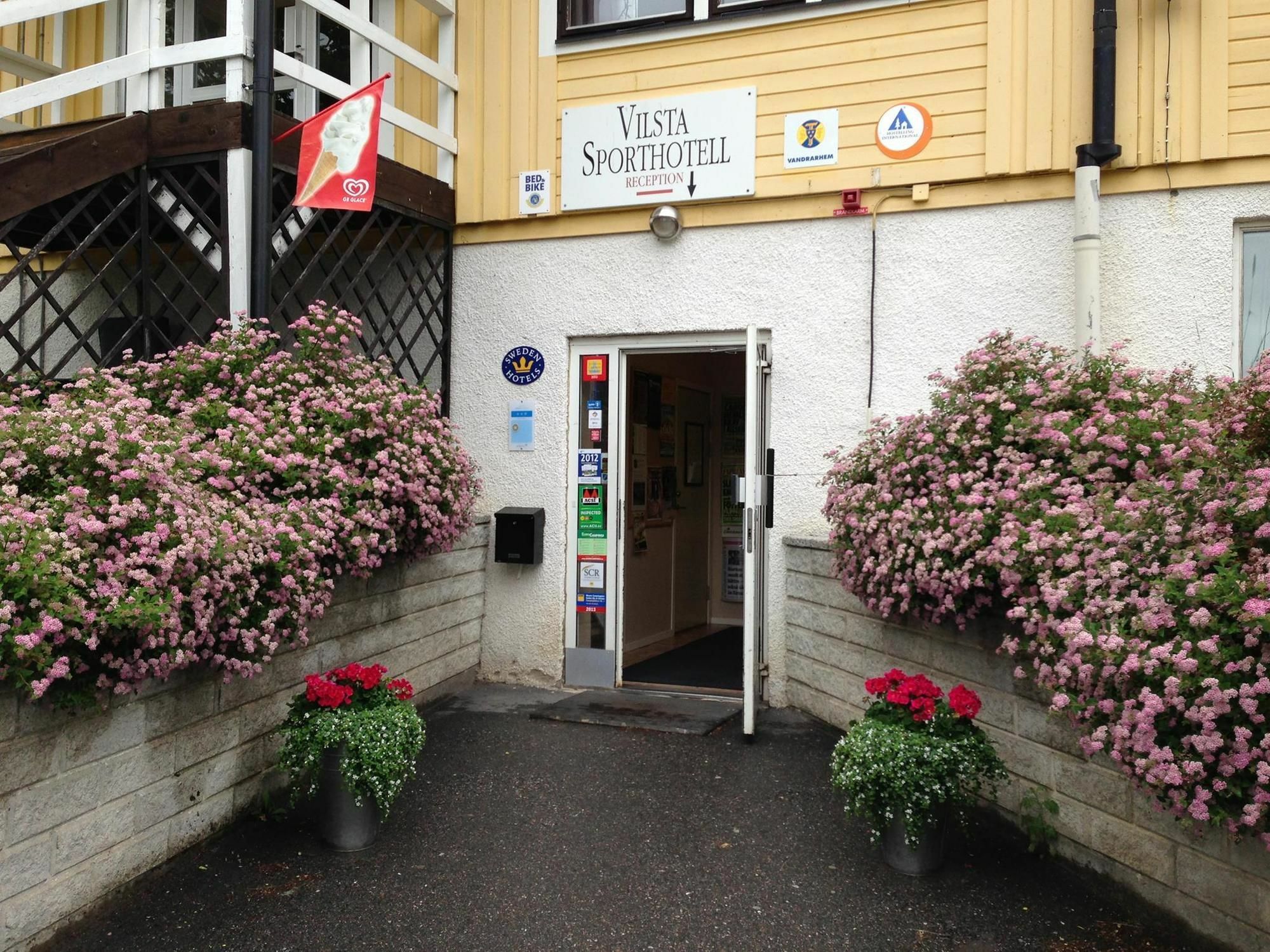 Sure Hotel By Best Western Vilsta Sporthotell Eskilstuna Ngoại thất bức ảnh