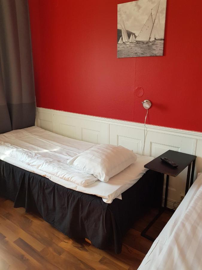 Sure Hotel By Best Western Vilsta Sporthotell Eskilstuna Ngoại thất bức ảnh
